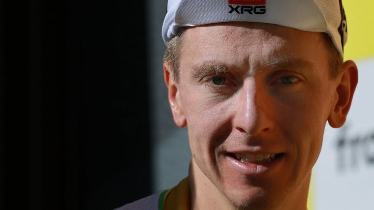 Cykling - Ikke realistisk, siger Pogacars læge om VM