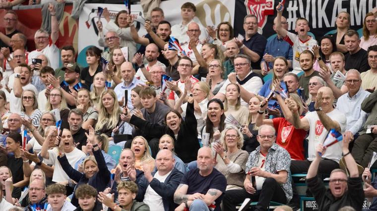 KIF Kolding Læs eller genlæs liveblog: Vanvittig afslutning - og selvfølgelig skulle lige netop han blive helten