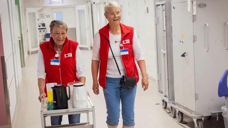Kolding Elsa og Liva støtter sårbare mennesker på skadestuen: Kan være svært at nå for personalet