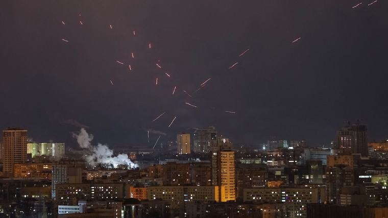 Russiske styrker angriber Kyiv med ny strategi: 'Vi står over for en sårbar periode'