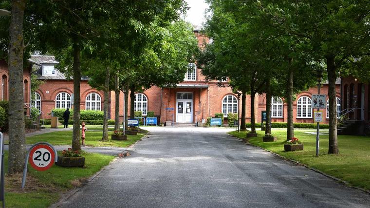 Esbjerg Deres landsmænd har fået et blakket ry i Holstebro: Nu rykker flygtninge hertil
